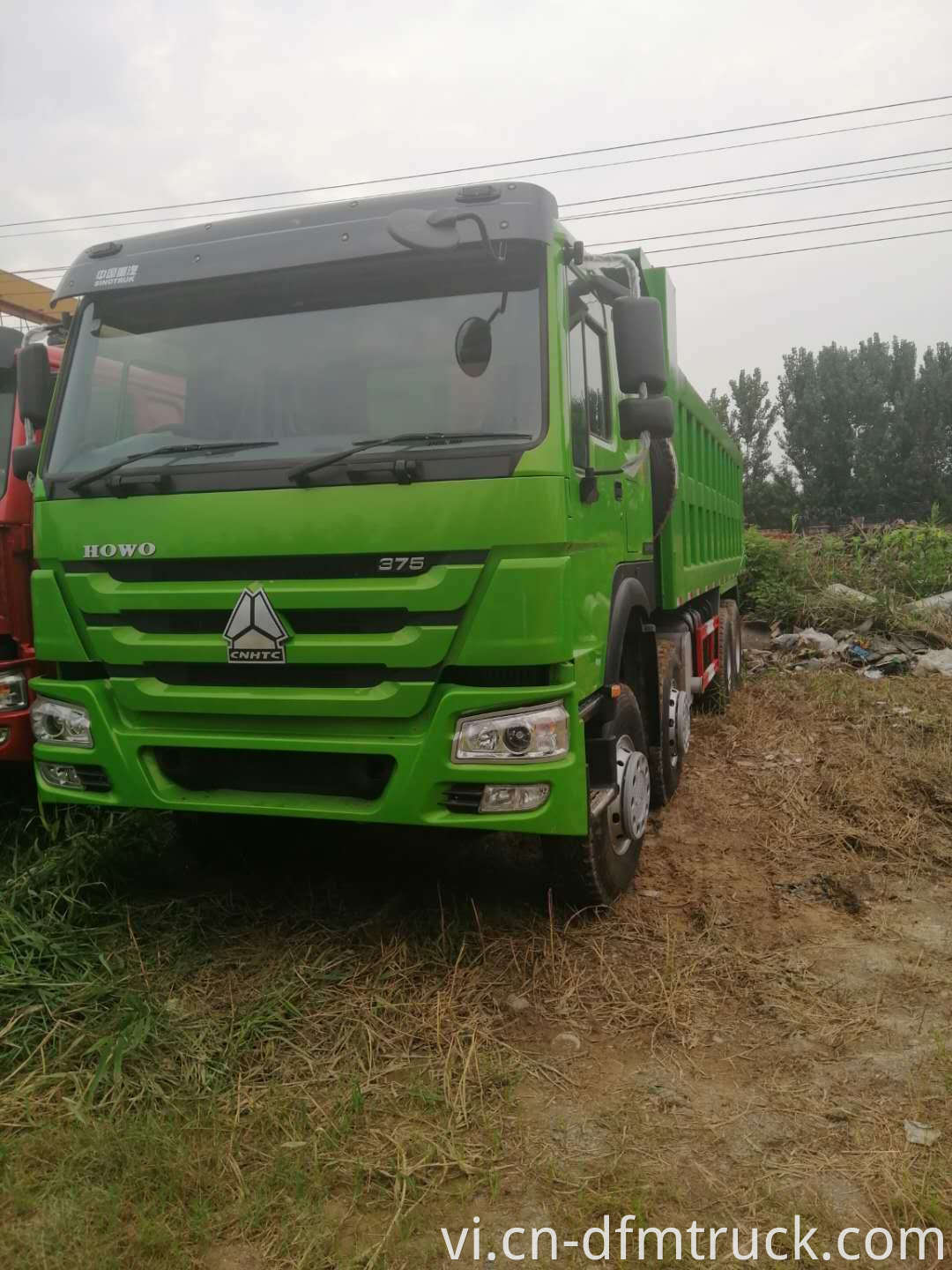 8X4 dump truck (9)